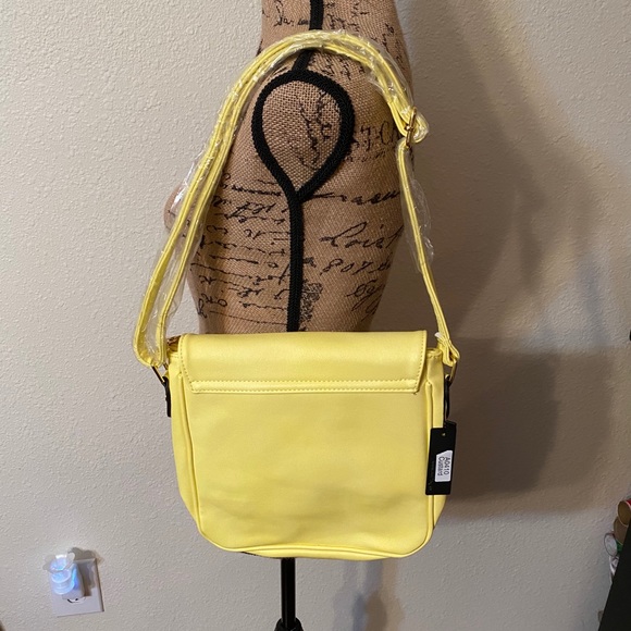 💛Yellow Crossbody💛 - Picture 3 of 5
